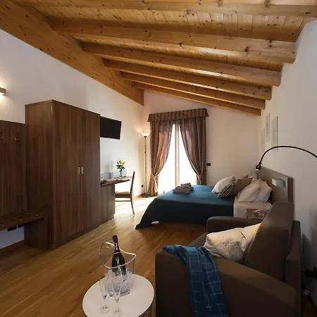 Hotel C25 Ponzano Veneto