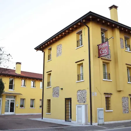 C25 3* Ponzano Veneto