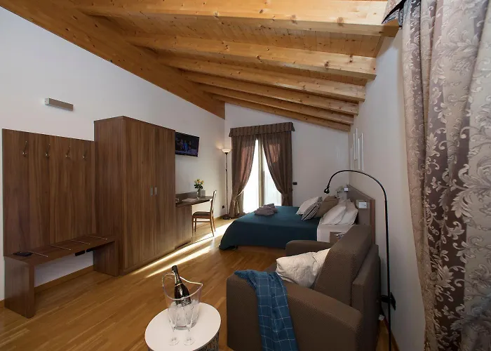 Hotel C25 3*