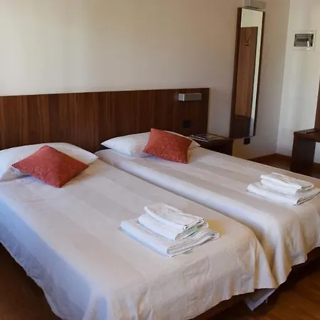 C25 Hotel 3*