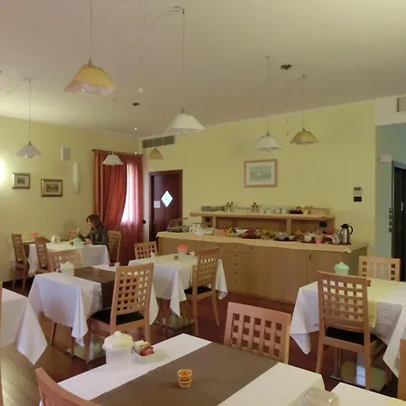 Hotel C25 Ponzano Veneto