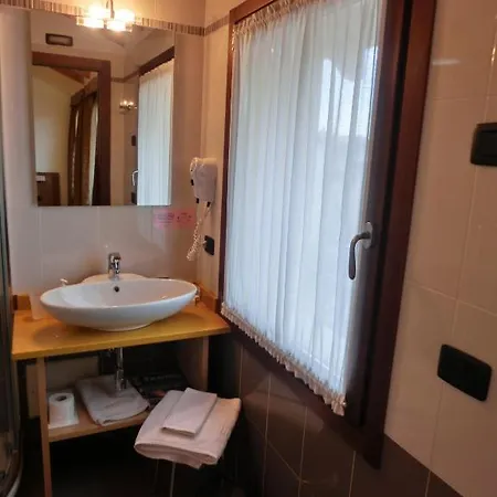 C25 Hotel