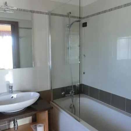 Hotel C25 3*