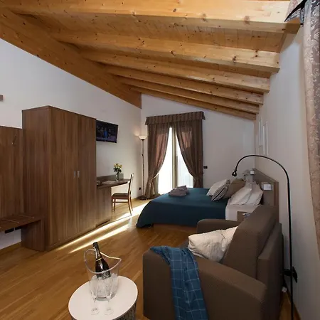 C25 Hotel 3*