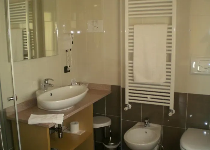 C25 Hotel 3*