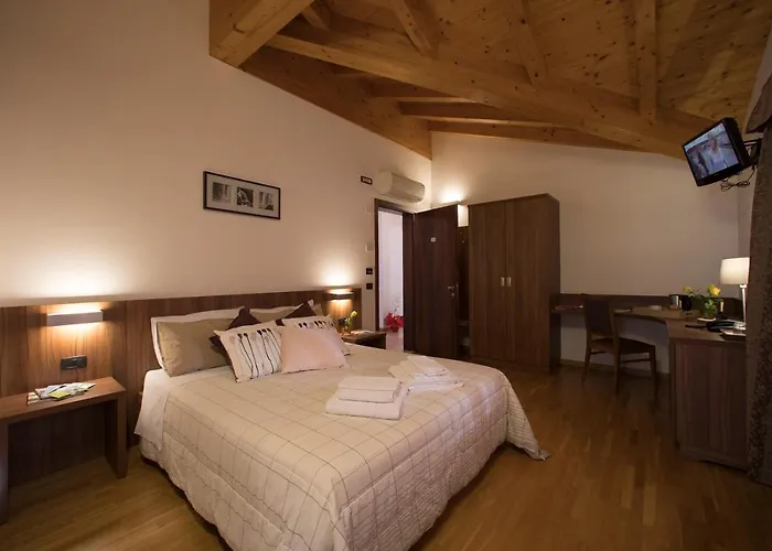 Hotel C25 3*